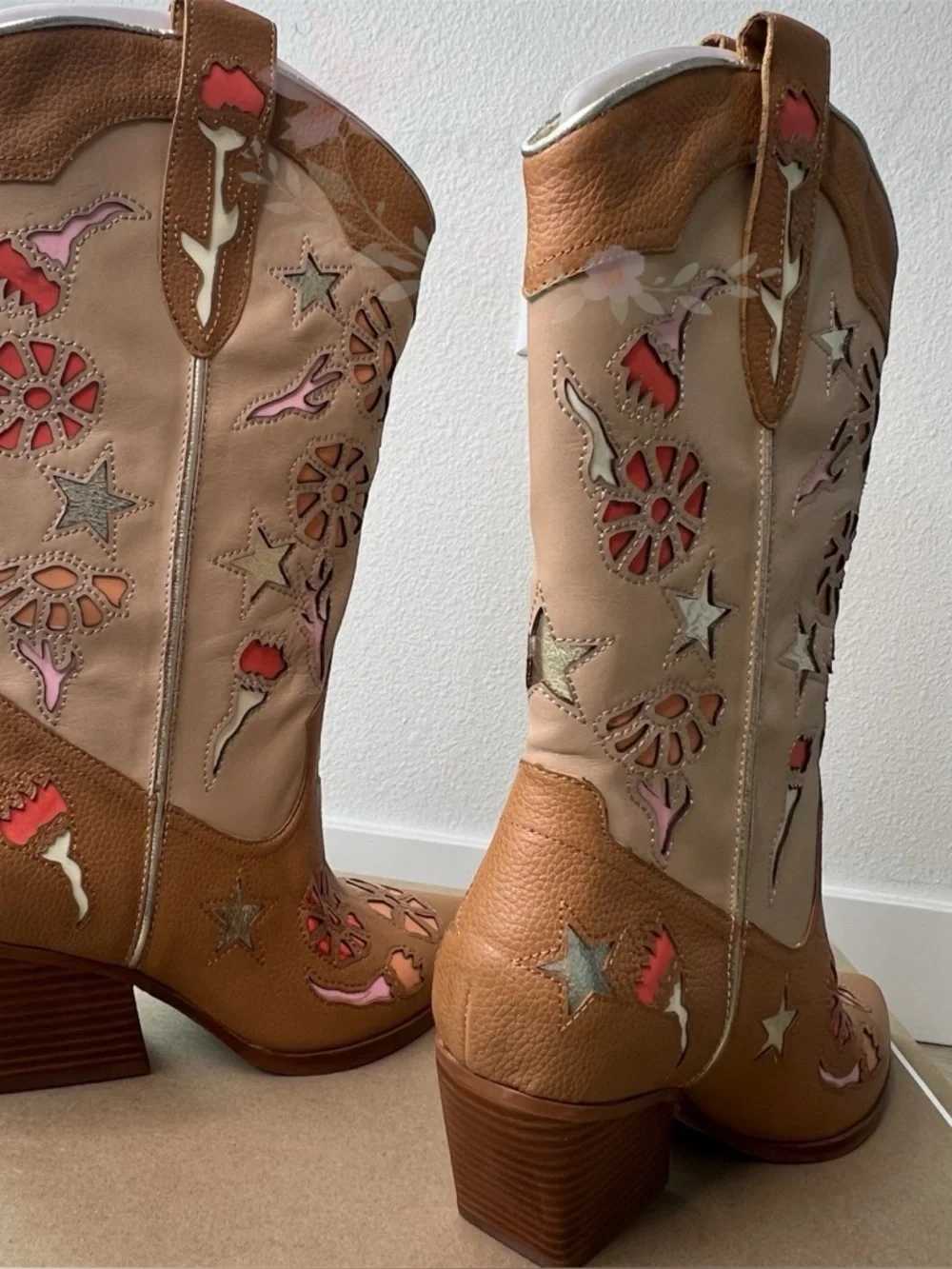 NWT Dolce Vita Lassie Western Cowboy Boots Tan Floral Cutout Star 7.5 - Picture 3 of 6
